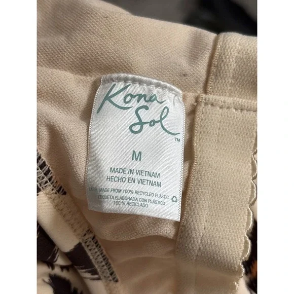 Kona Sol Womens Leopard Print Swimsuit Side Tie O-Ring Racerback
M A933 - Picture 3 of 4